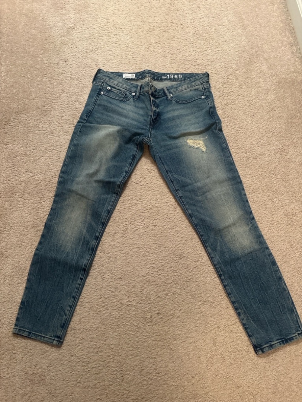Gap 1969 Always Skinny Jeans Size 30R Distressed Light Wash